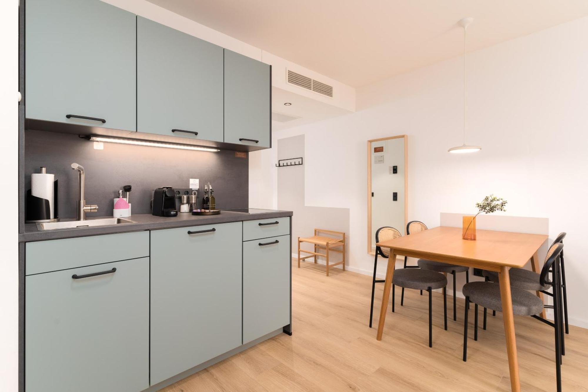 Limehome Favoritenstr.