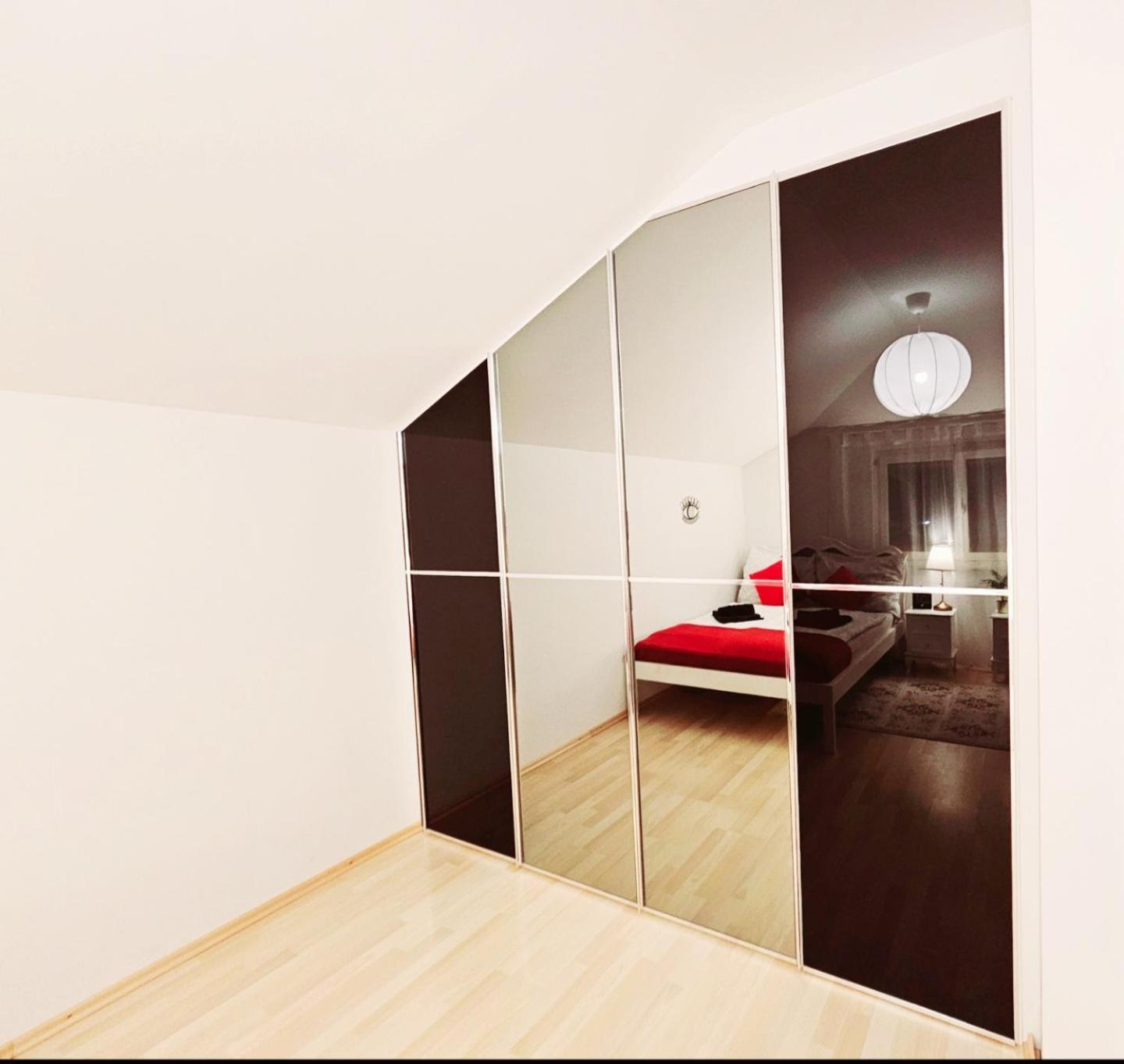 Villa With Pool - Big Garden - Barbecue - Free Parking *