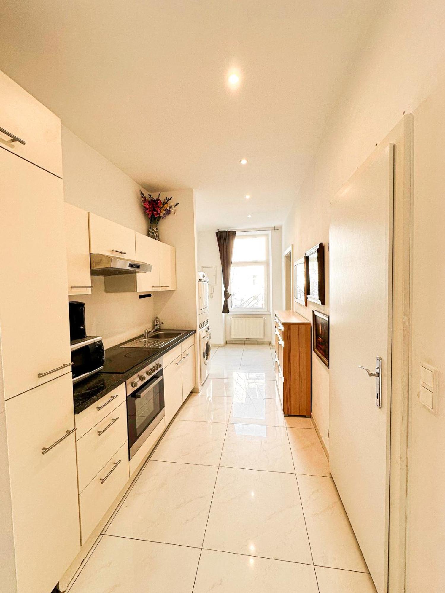 Homestay Cozy In Brigittenau Area Mm10