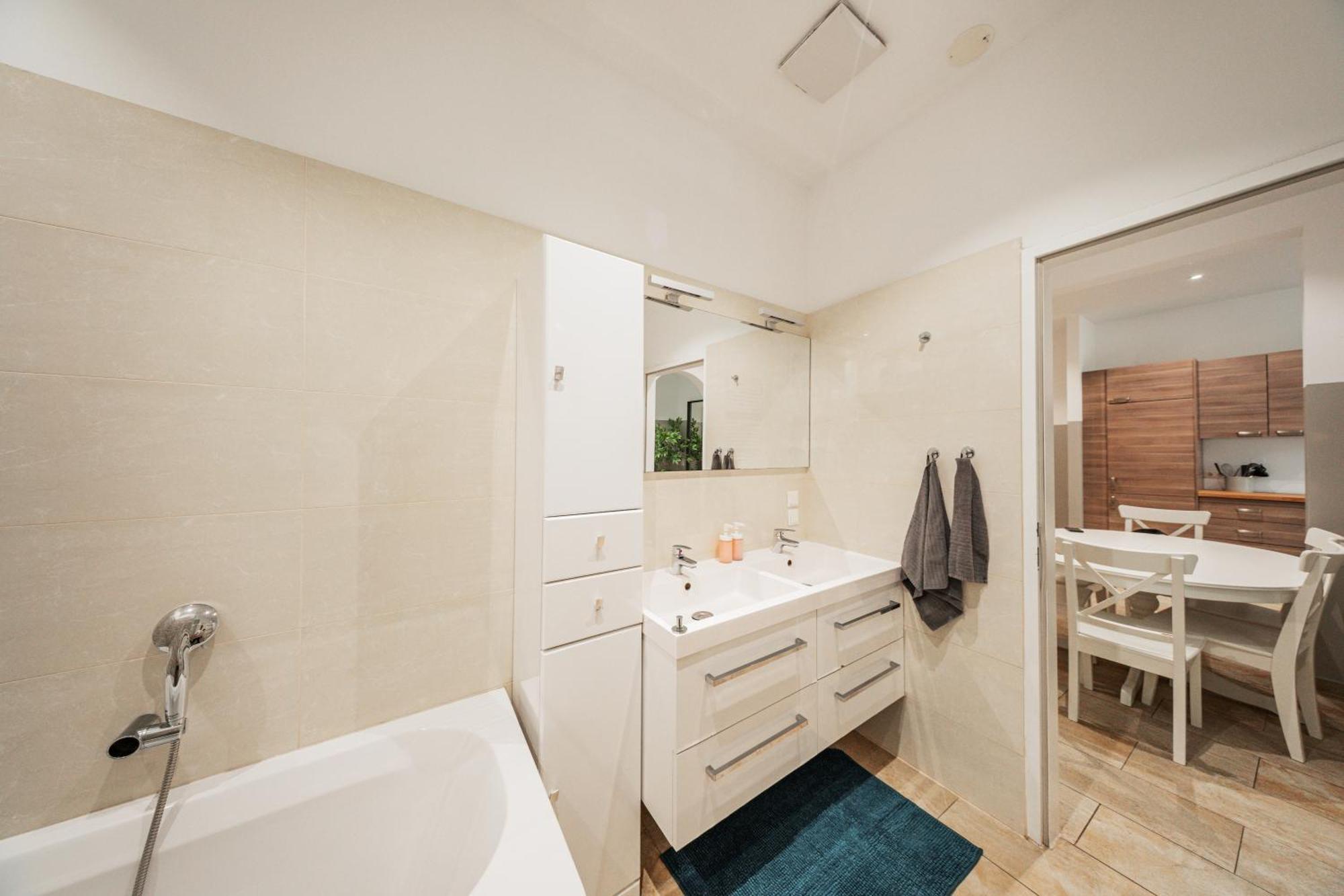Albergue Nice Central City Room Viena