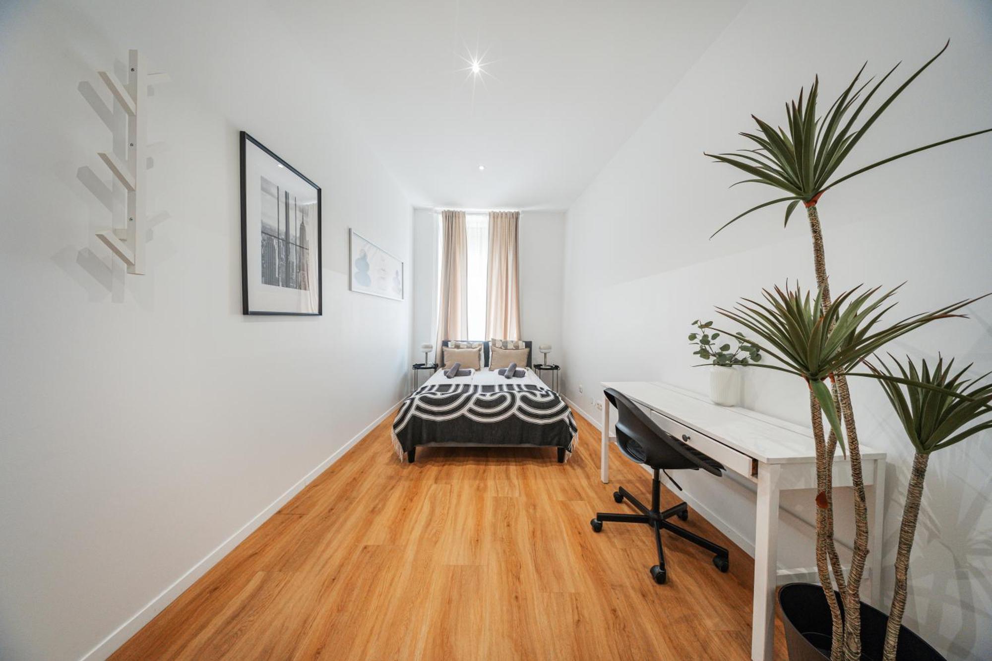 Albergue Nice Central City Room *
