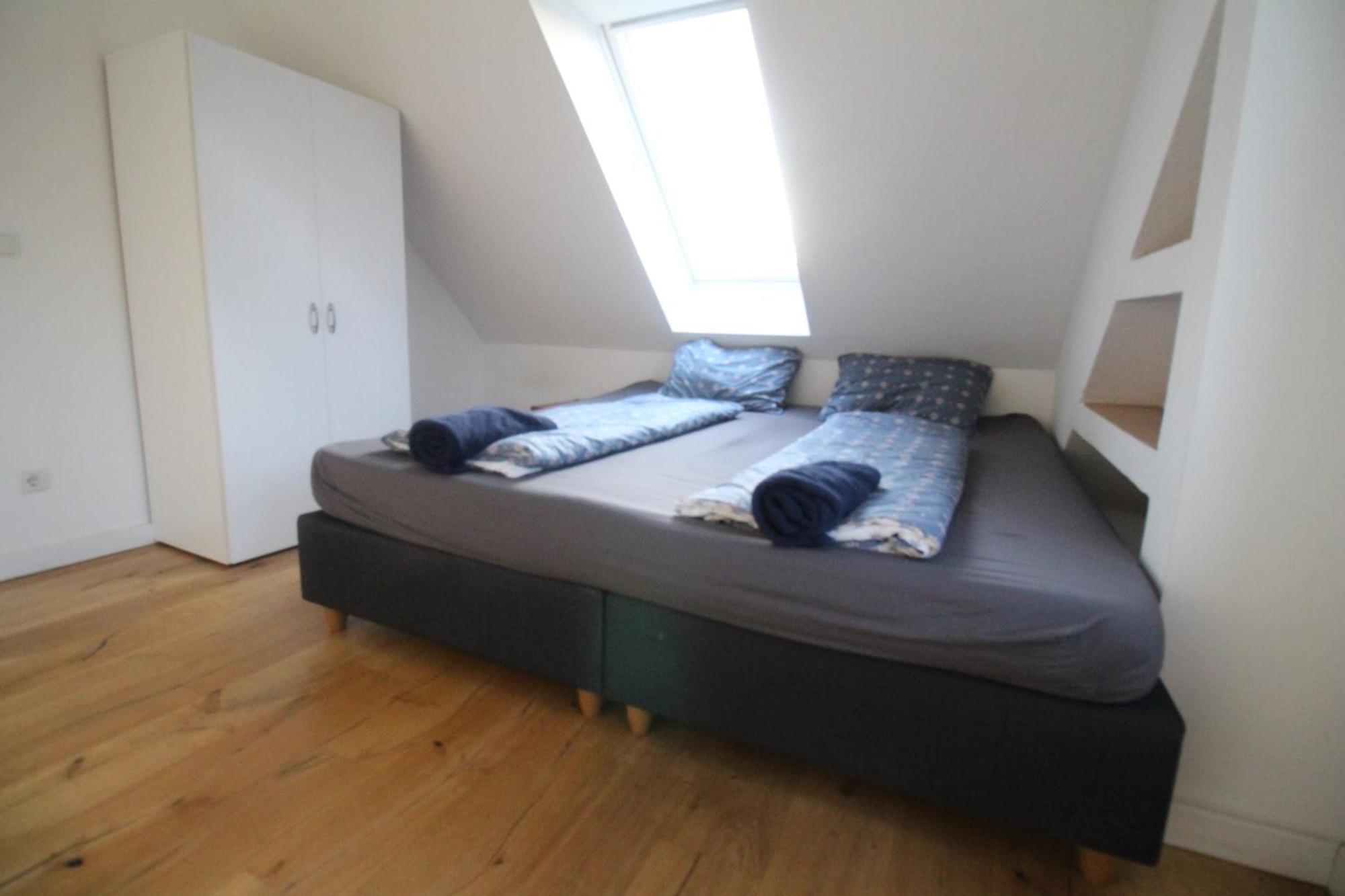 Double In Floridsdorf Area Homestay *