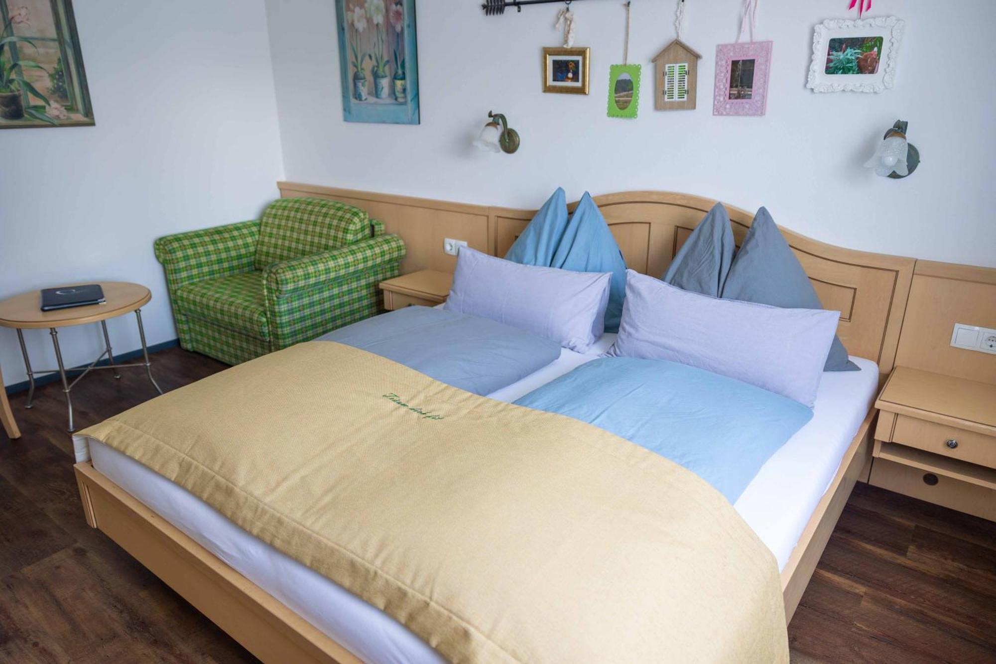 Haus Sanz Guest house 3*
