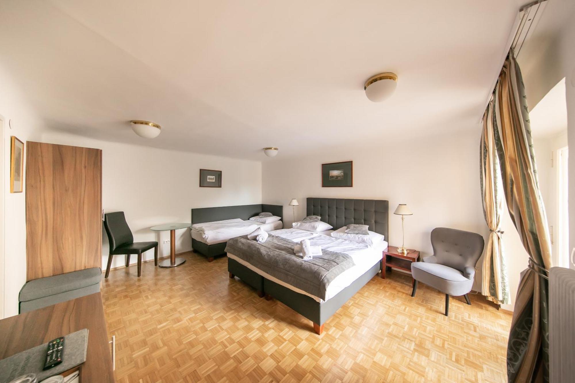 Bergwirt Hotel 3*