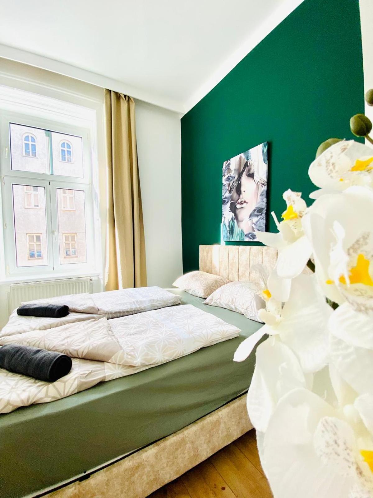8 Fully Equipped Shared W Terrace Margareten Vienna
