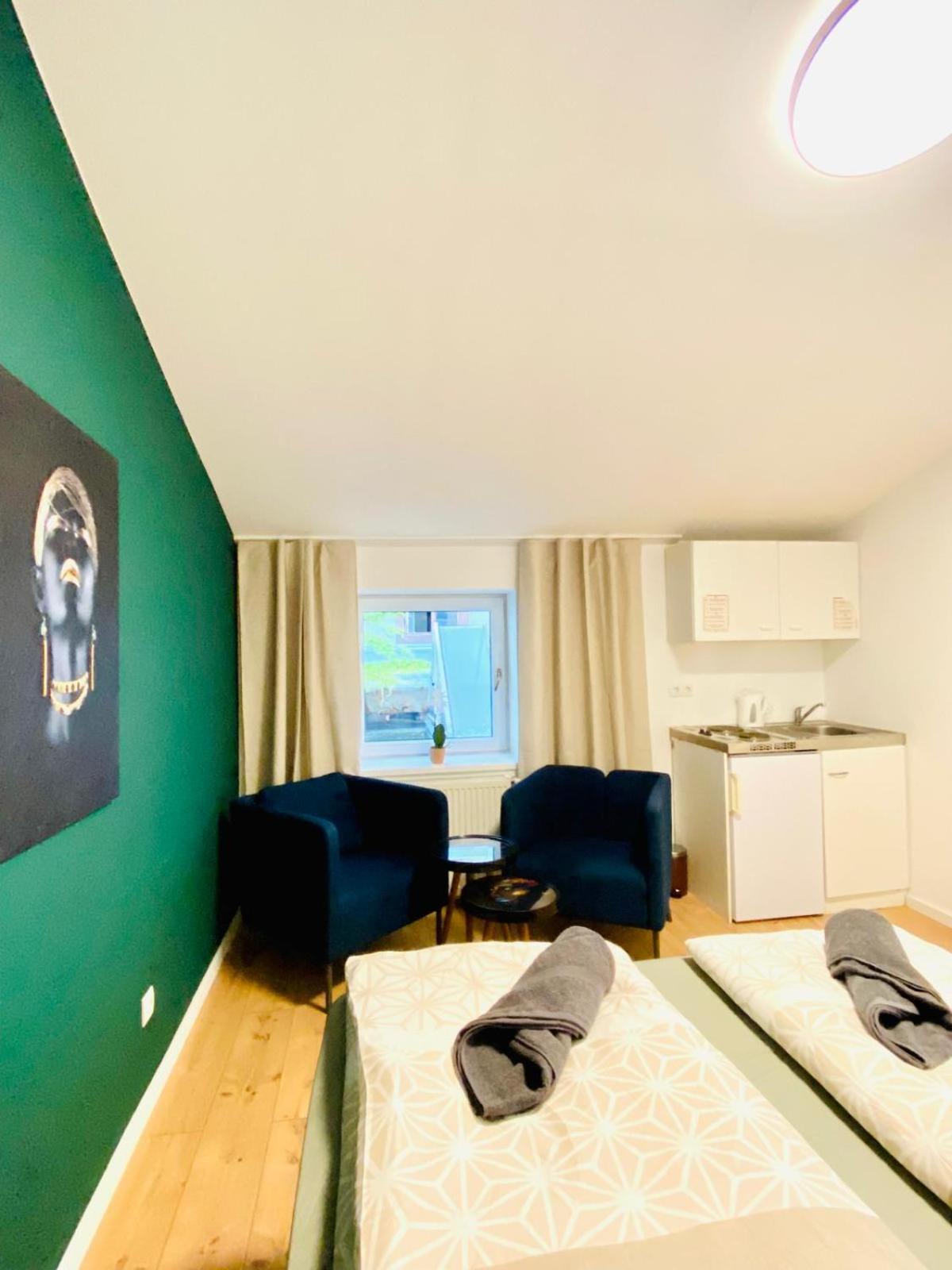 8 Fully Equipped Studio Apt W Terrace Margareten * Vienna