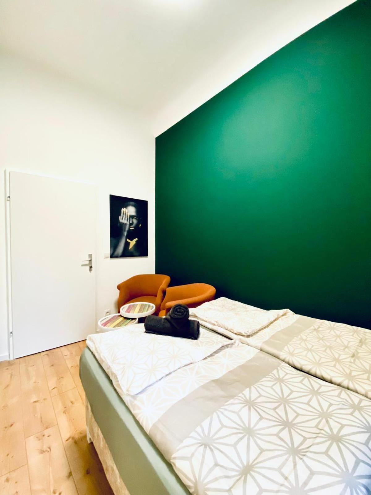 8 Fully Equipped Studio Apt W Terrace Margareten *