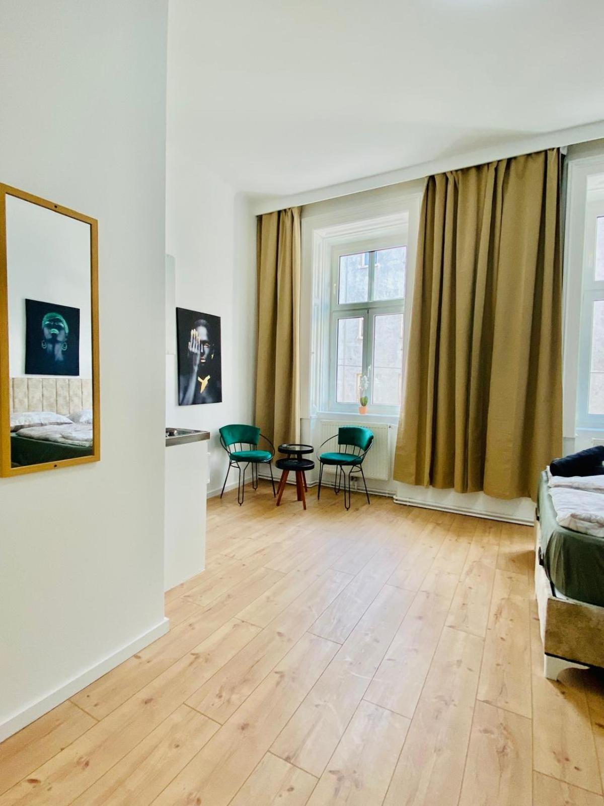 8 Fully Equipped Studio Apt W Terrace Margareten Apartment Vienna