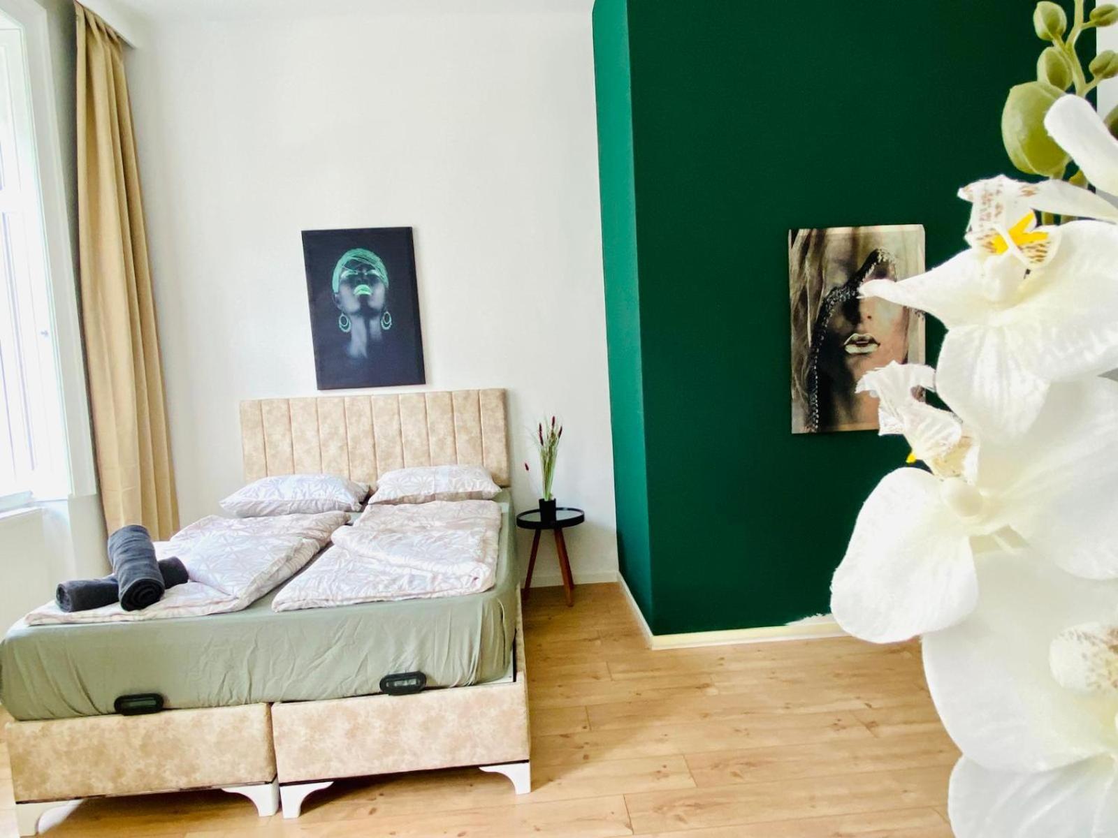 Apartment 8 Fully Equipped Studio Apt W Terrace Margareten Vienna