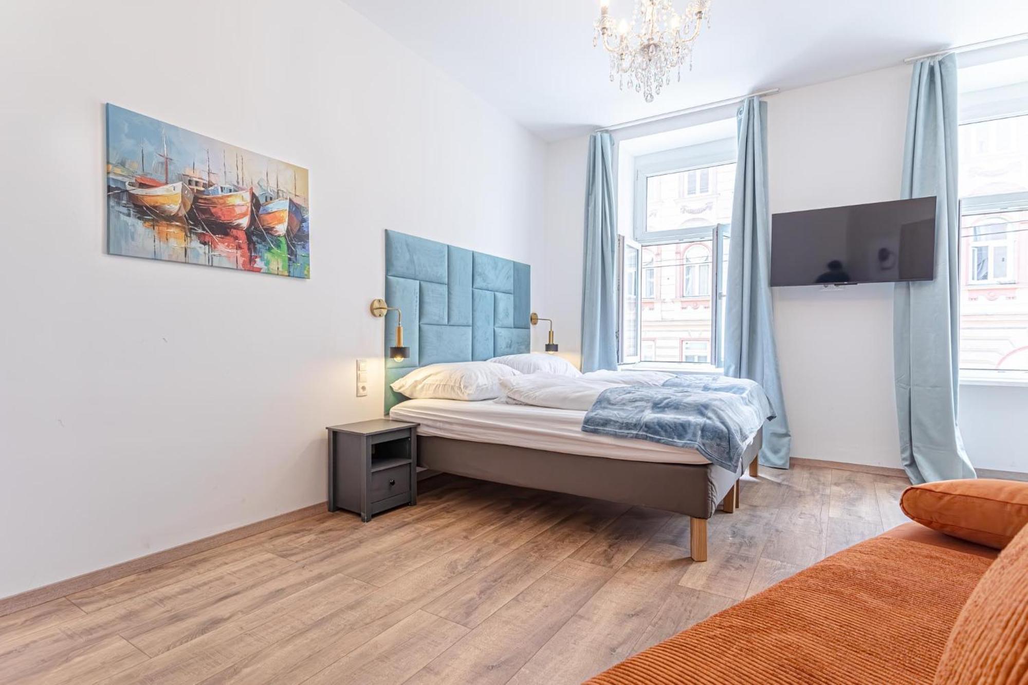 Cost Effective Life 1br In Classic Building Vienna
