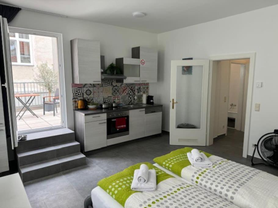 Apartment Klein Aber Fein Mit Terrasse Vienna