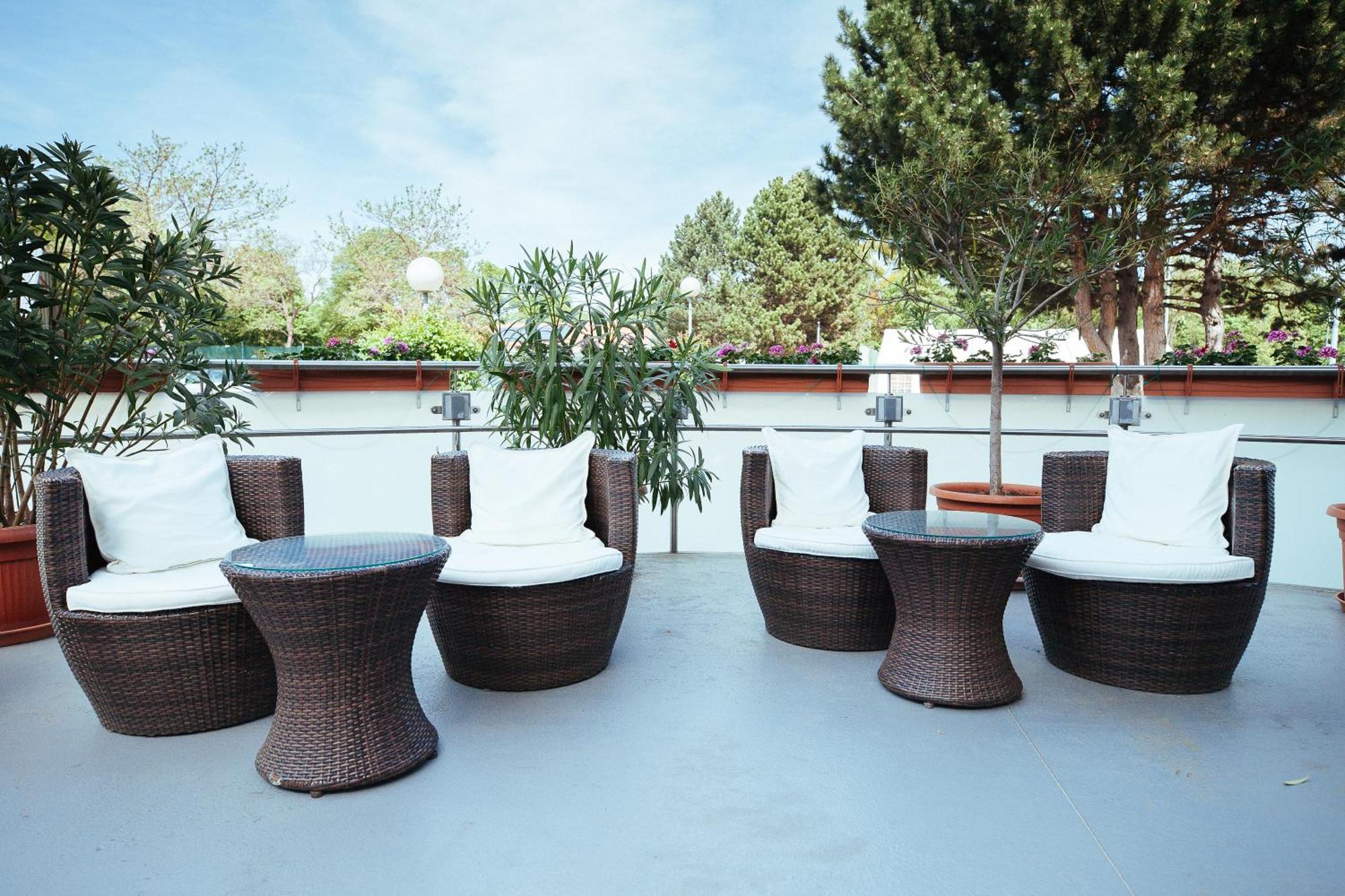 Hotel Ksv *