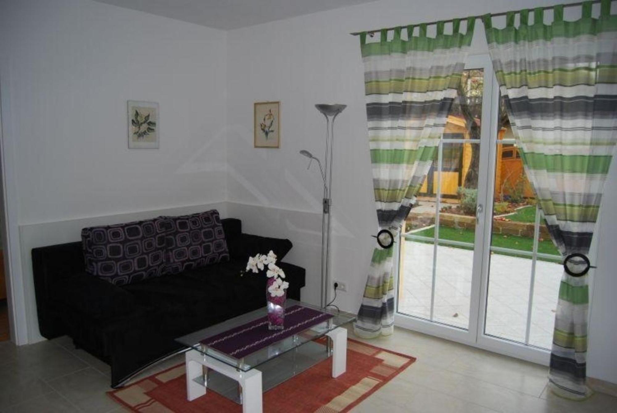Ferienwohnung Florian 2 In 21-floridsdorf Apartment