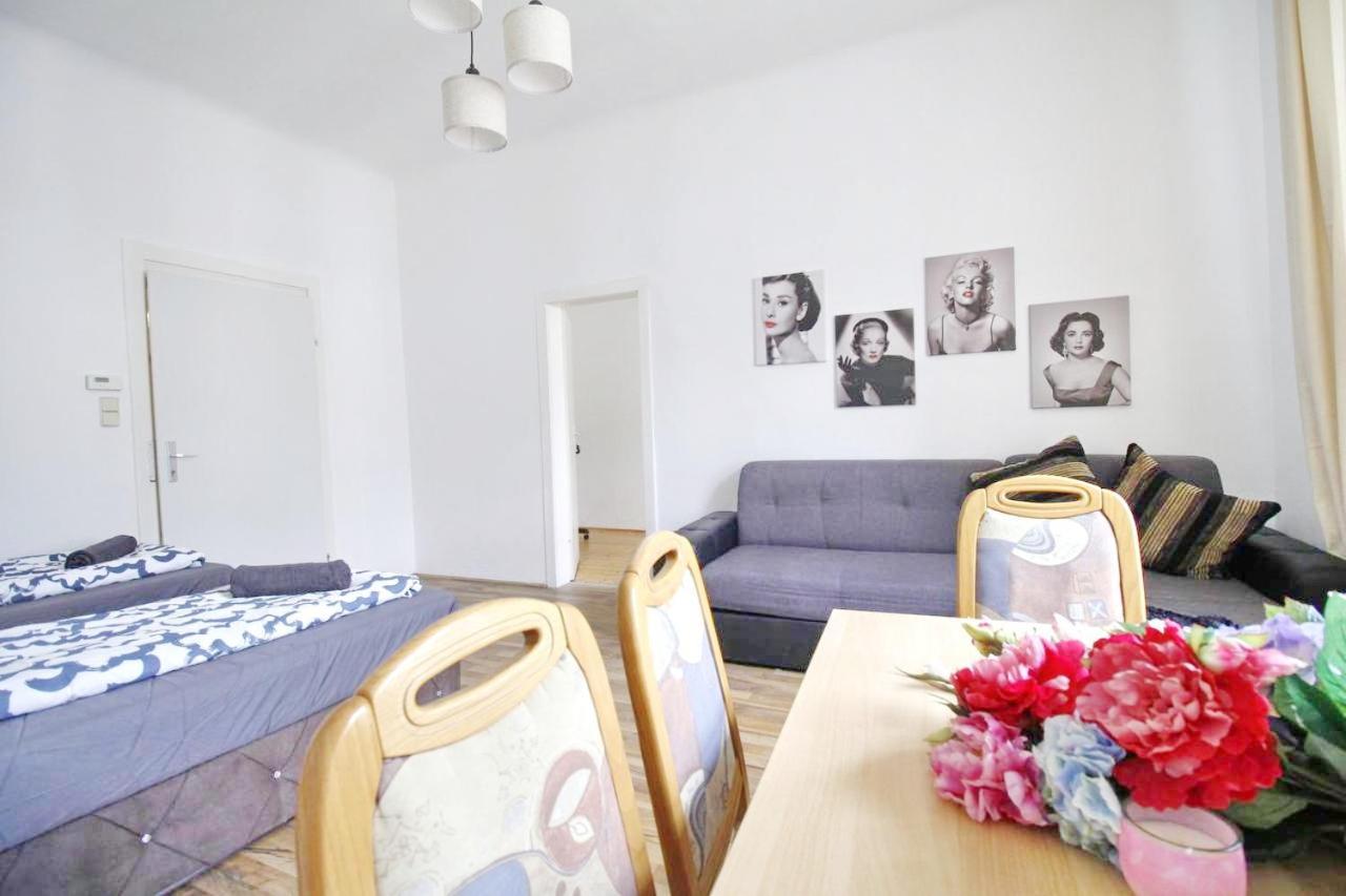 Comfortable Near Schoenbrunn Palace Hl * Wien