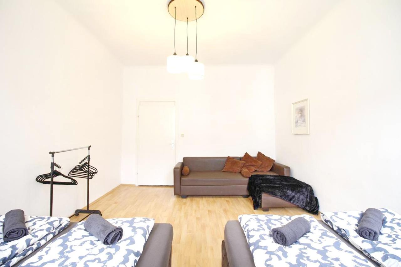 Privatunterkunft Comfortable Near Schoenbrunn Palace Hl *