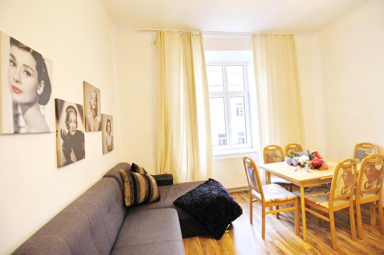 Privatunterkunft Comfortable Near Schoenbrunn Palace Hl