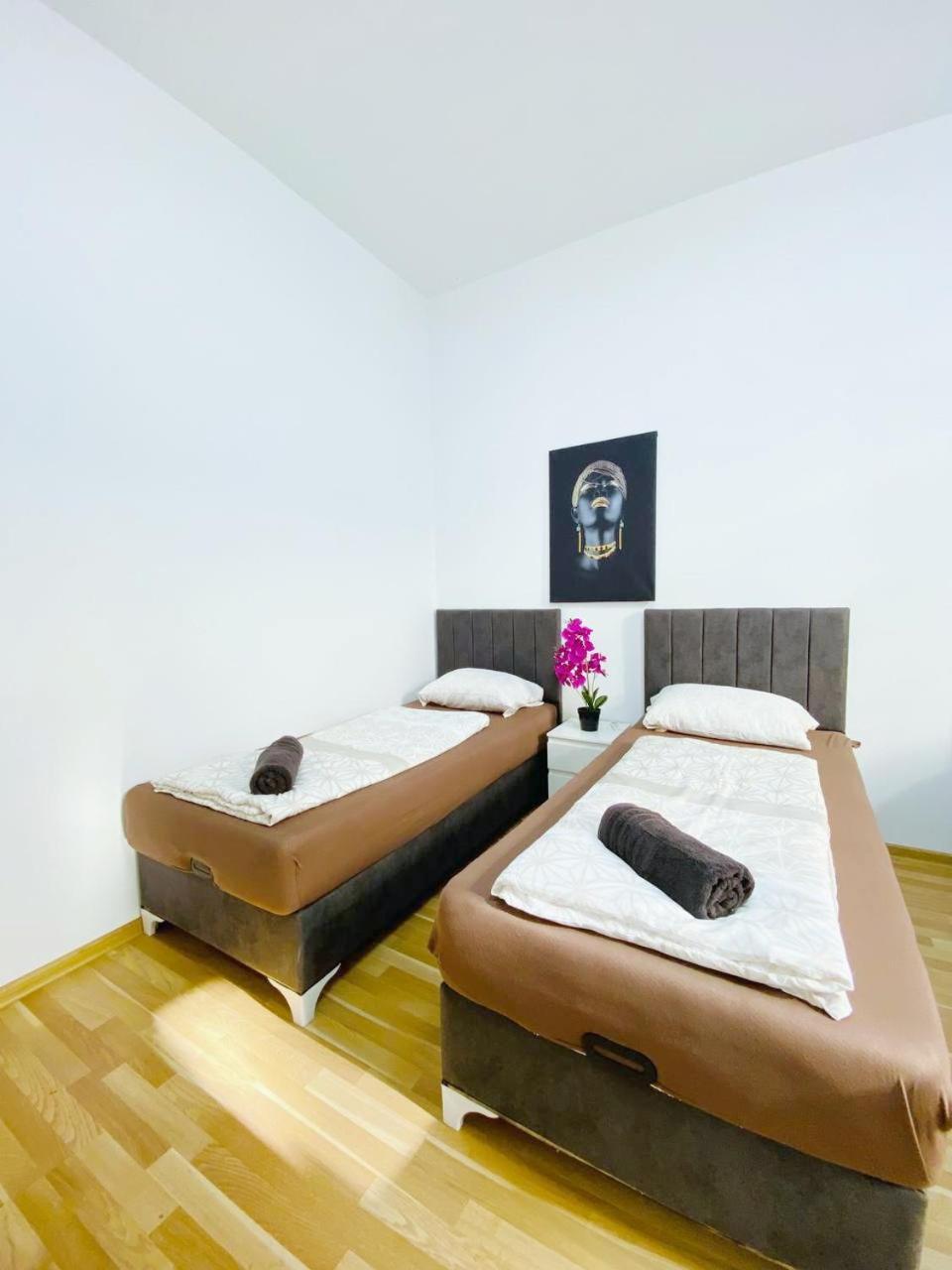 Family Studio In Schoenbrunn Area Apartment *