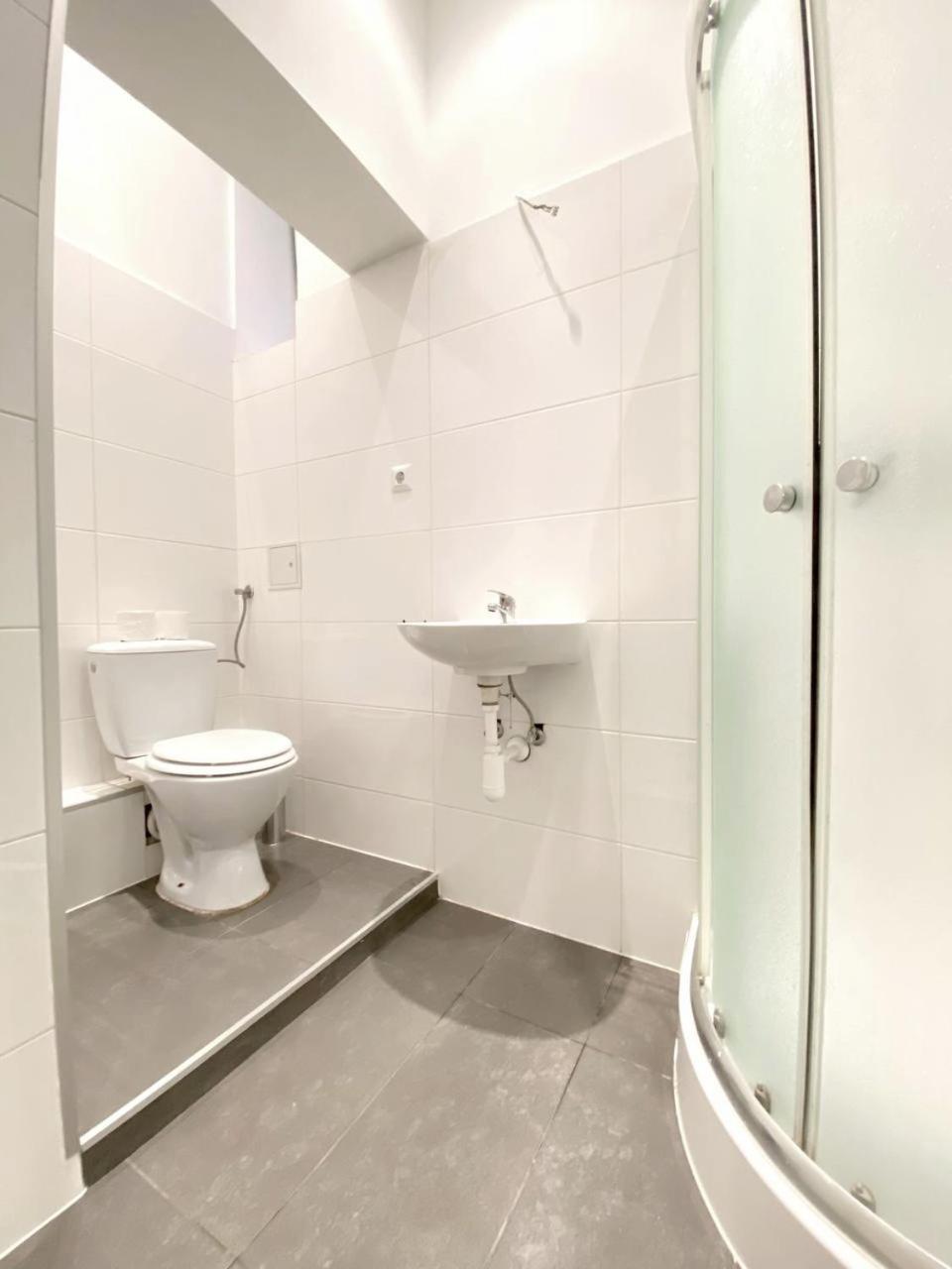 Family Studio In Schoenbrunn Area Apartment Vienna