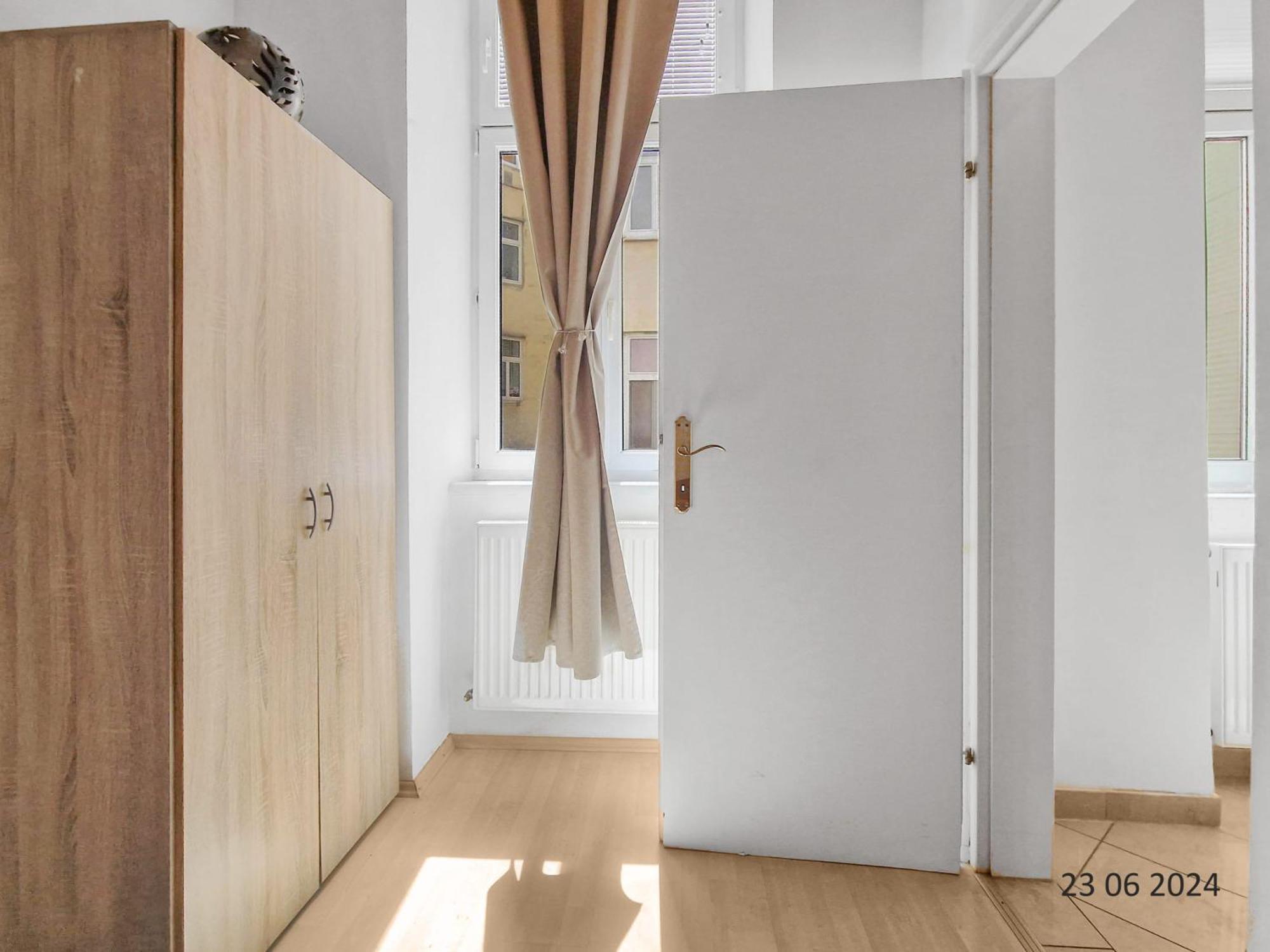 Four-bedroom, Four King-size Comfort Apartment *