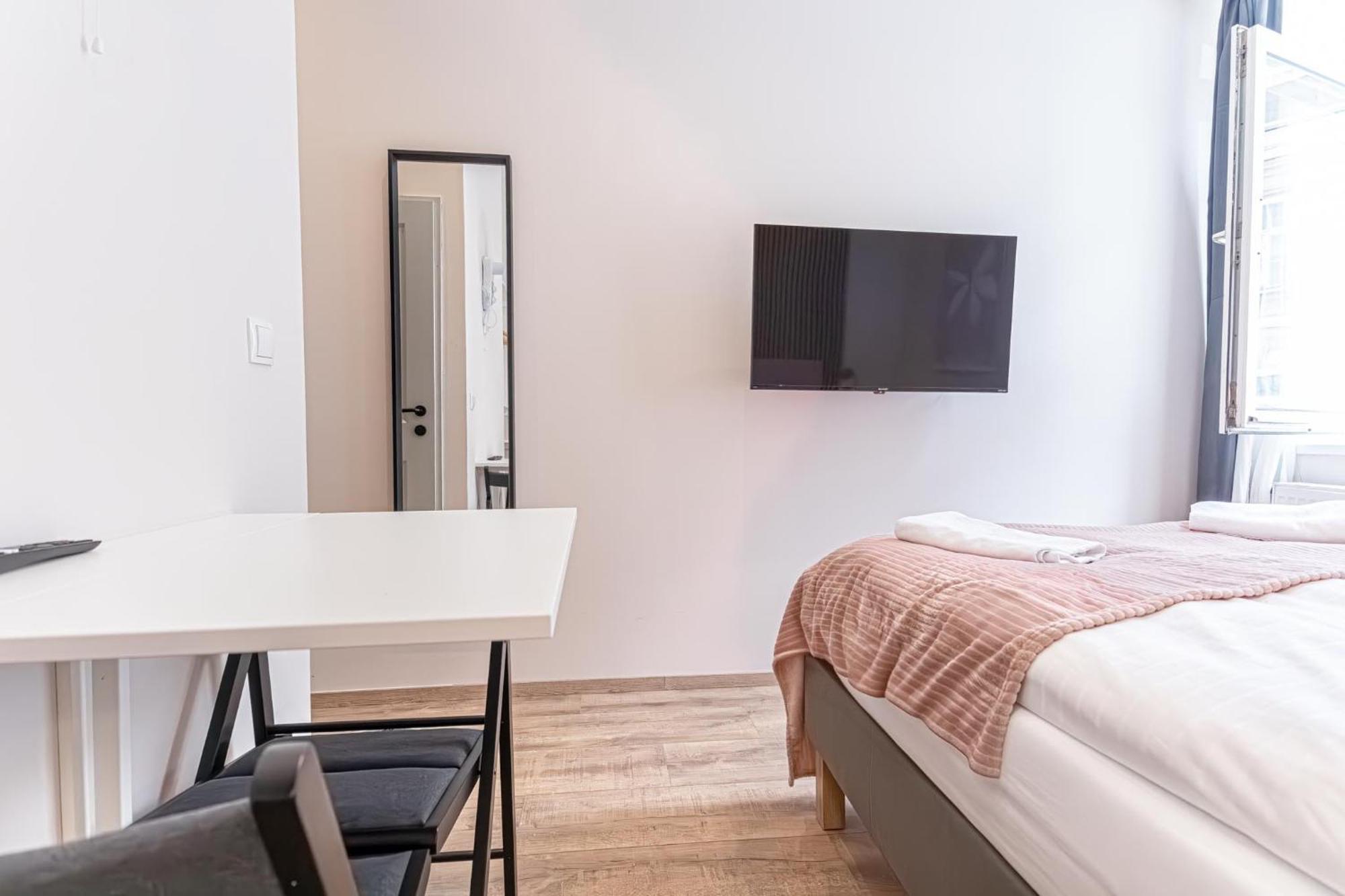 Wiener Stadthalle Boutique - Ideal For Couples * Wien