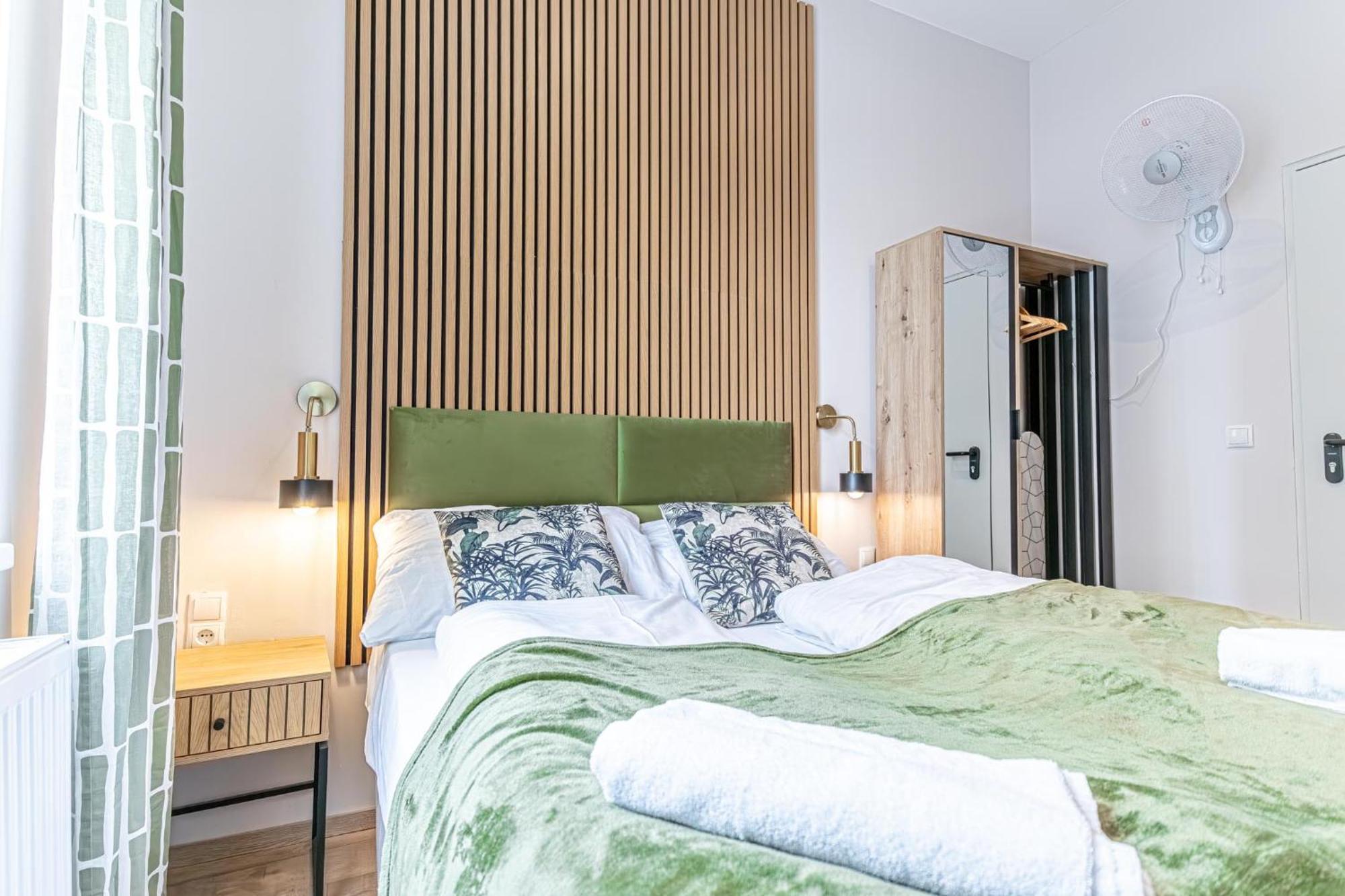 Apartment Wiener Stadthalle Boutique - Ideal For Couples *