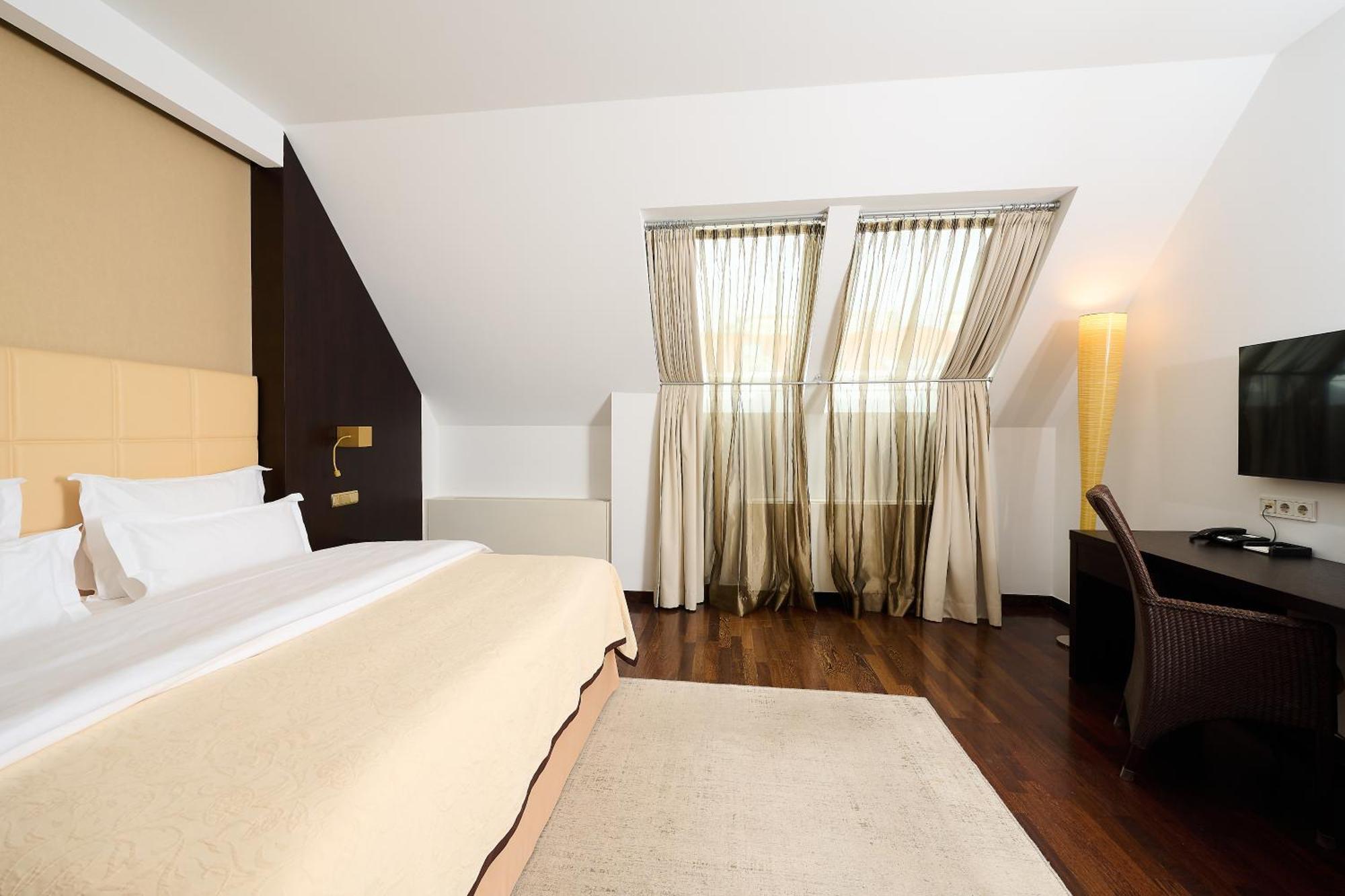 Aparthotel Myplace Premium