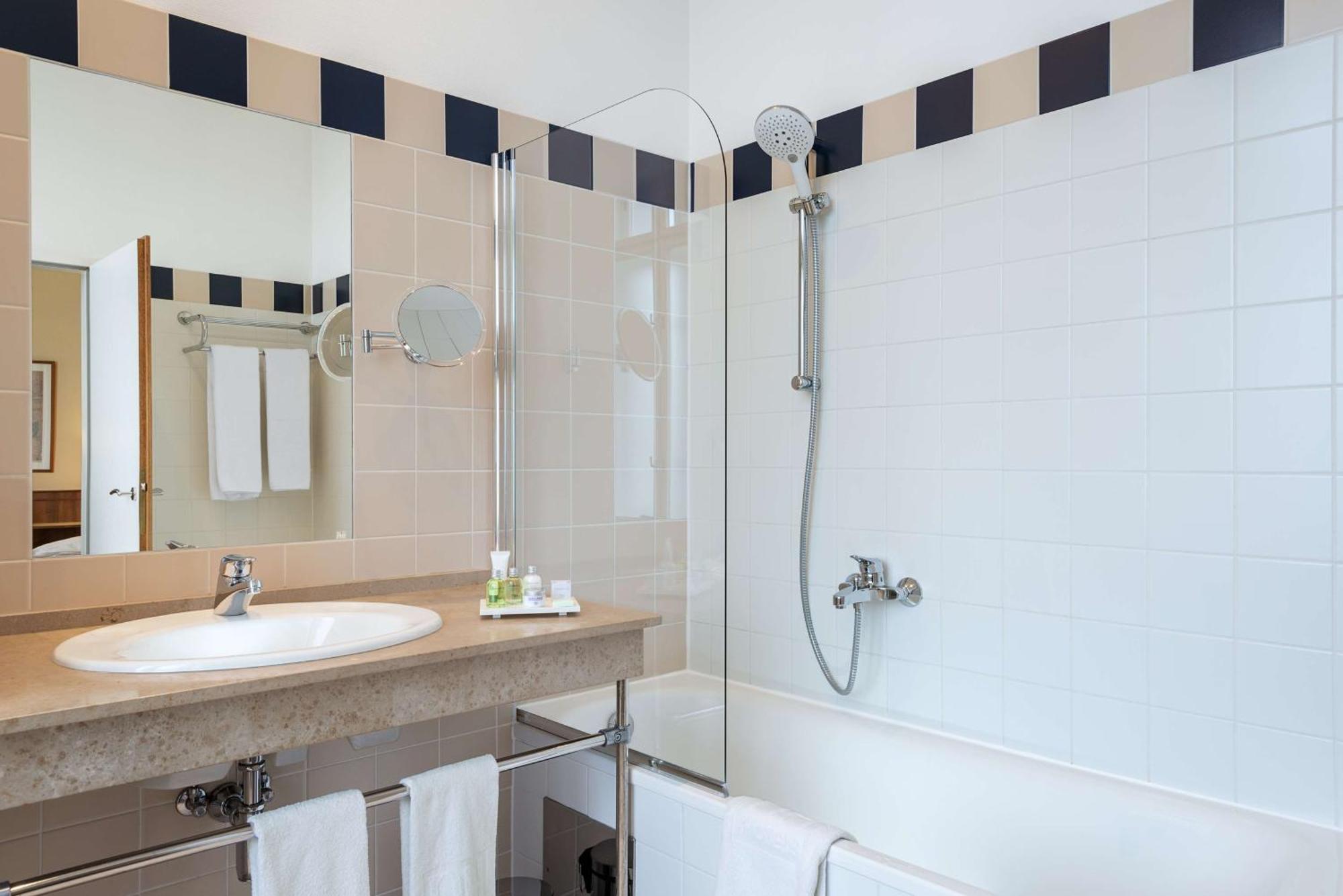Hotel Nh Belvedere 4*