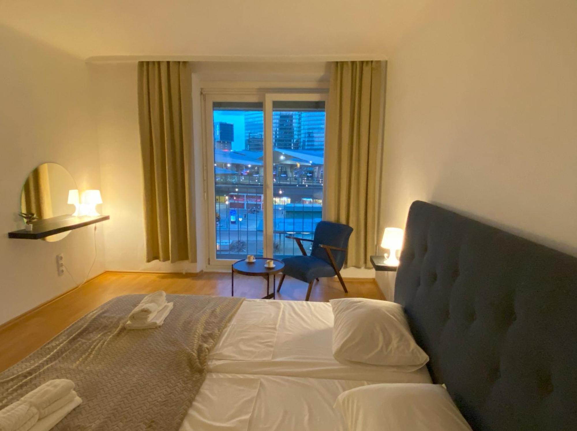 Anzotika Apartment, Apartment *