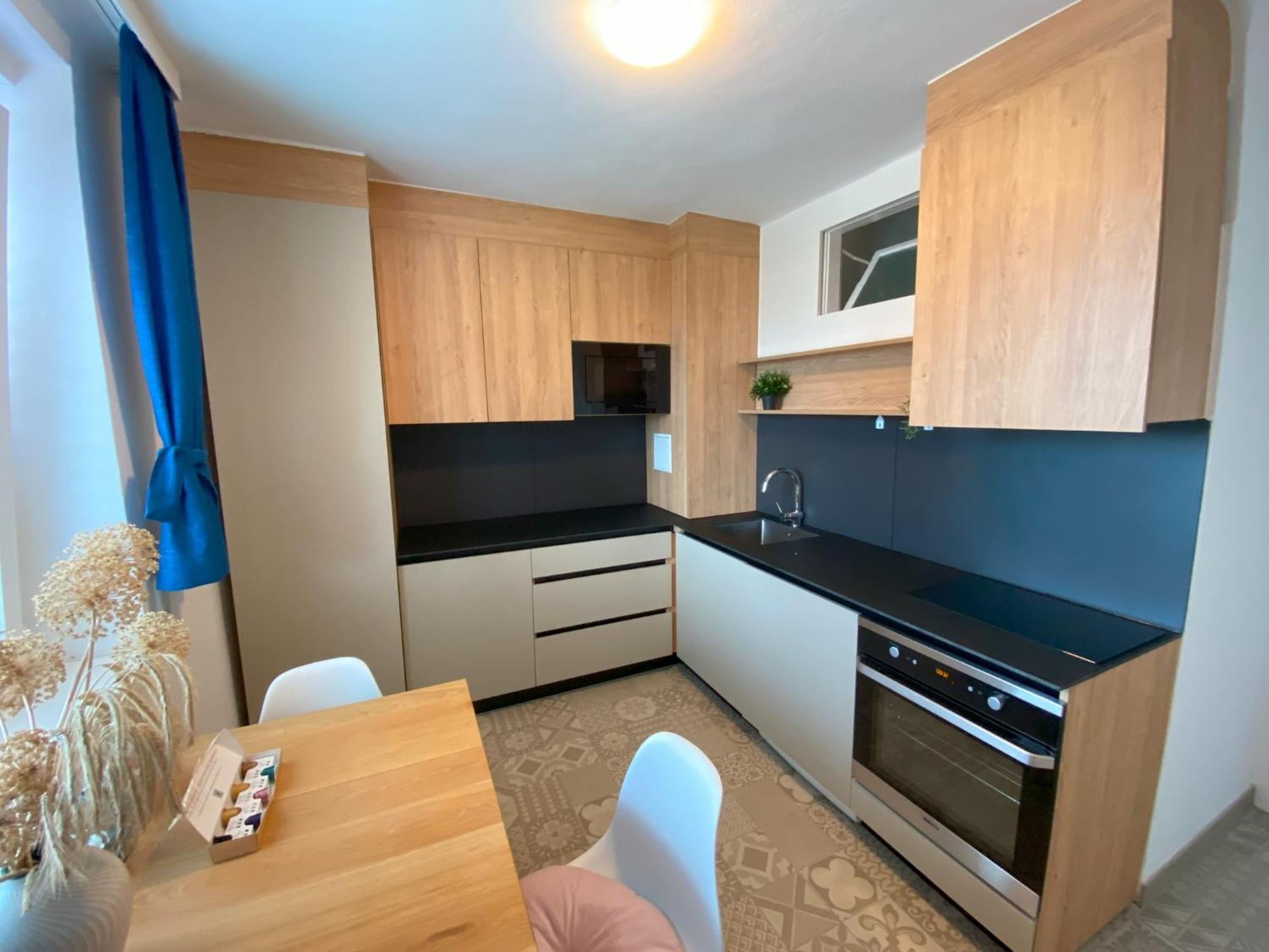 Anzotika Apartment, Apartment *