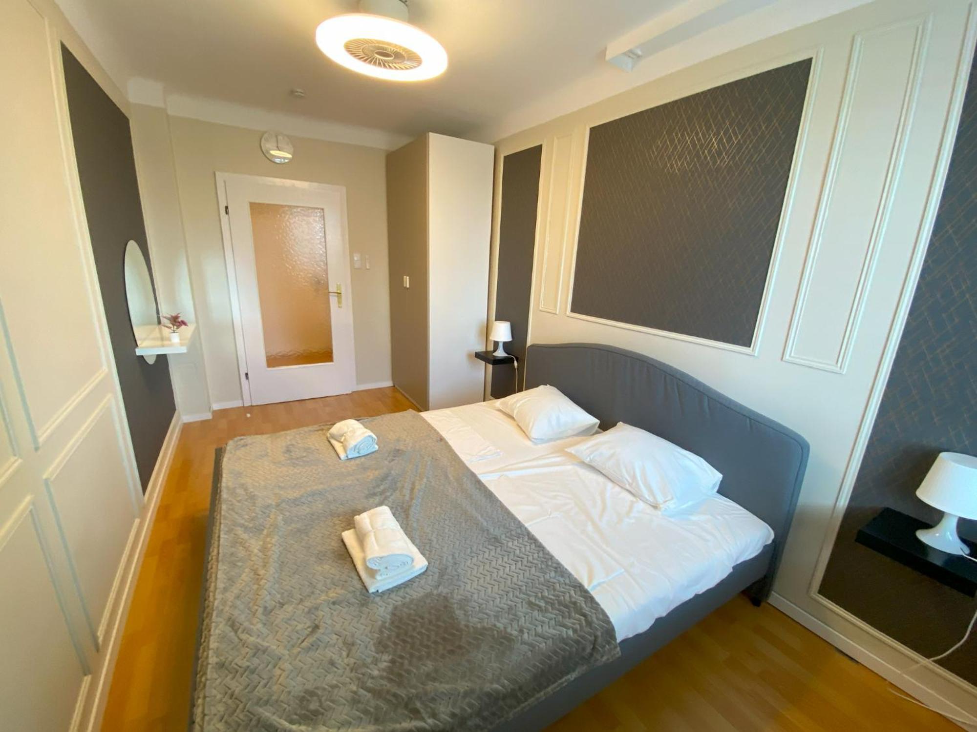Anzotika Apartment, Apartment *