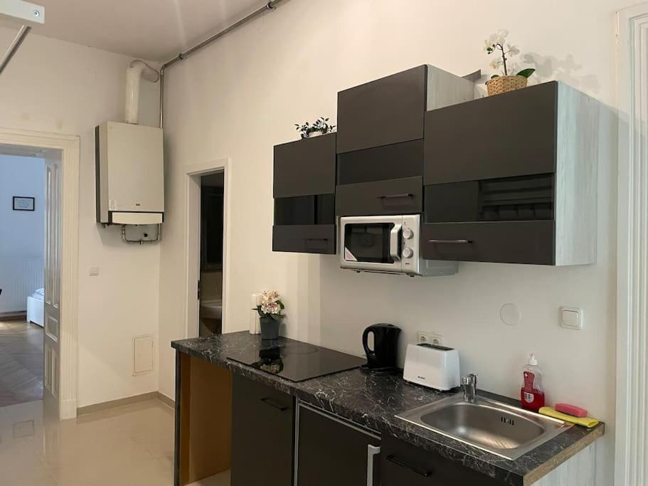 70 M2 Premium With Terrace & Free Parking Apartment