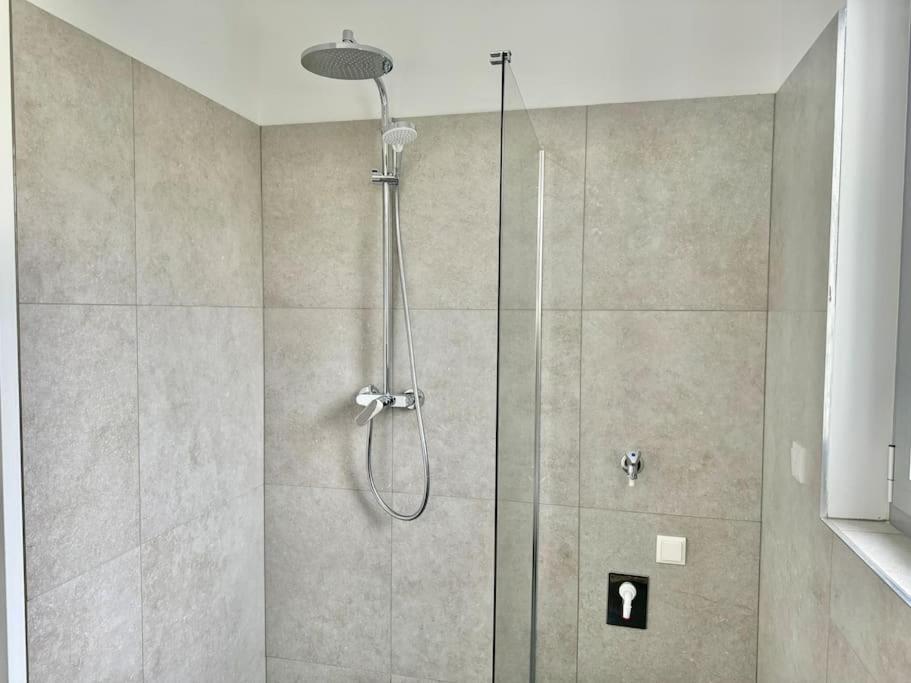 Rooftop With Balcony & Free Parking Apartamento