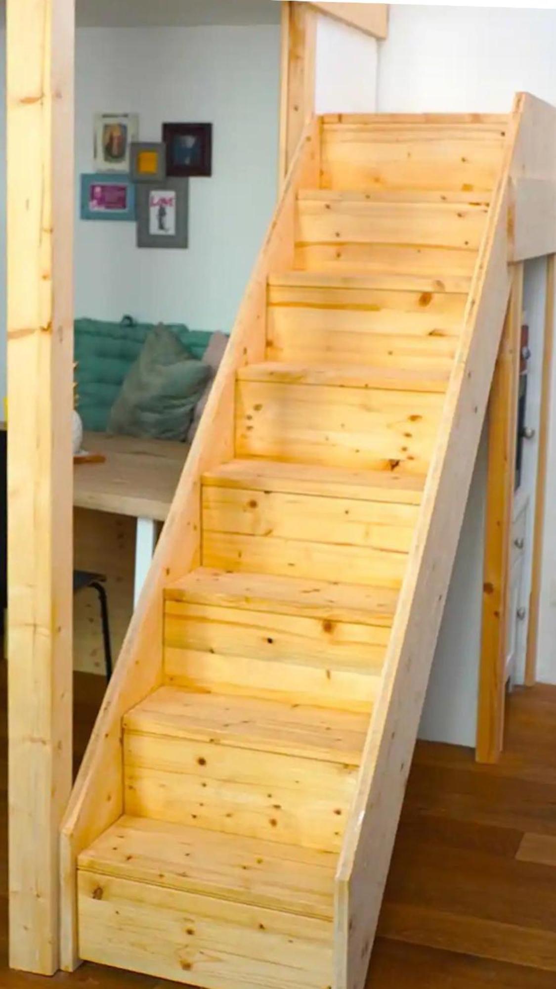 Apartment Mit Balkon *