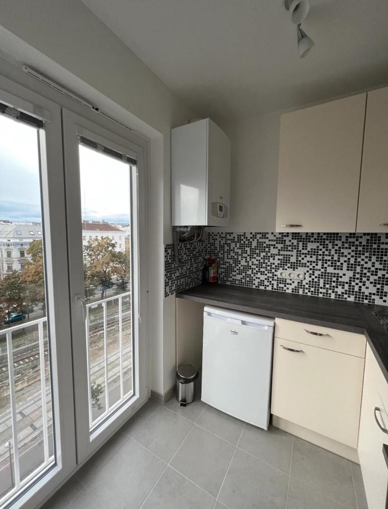 Apartment Stylish In Entire
