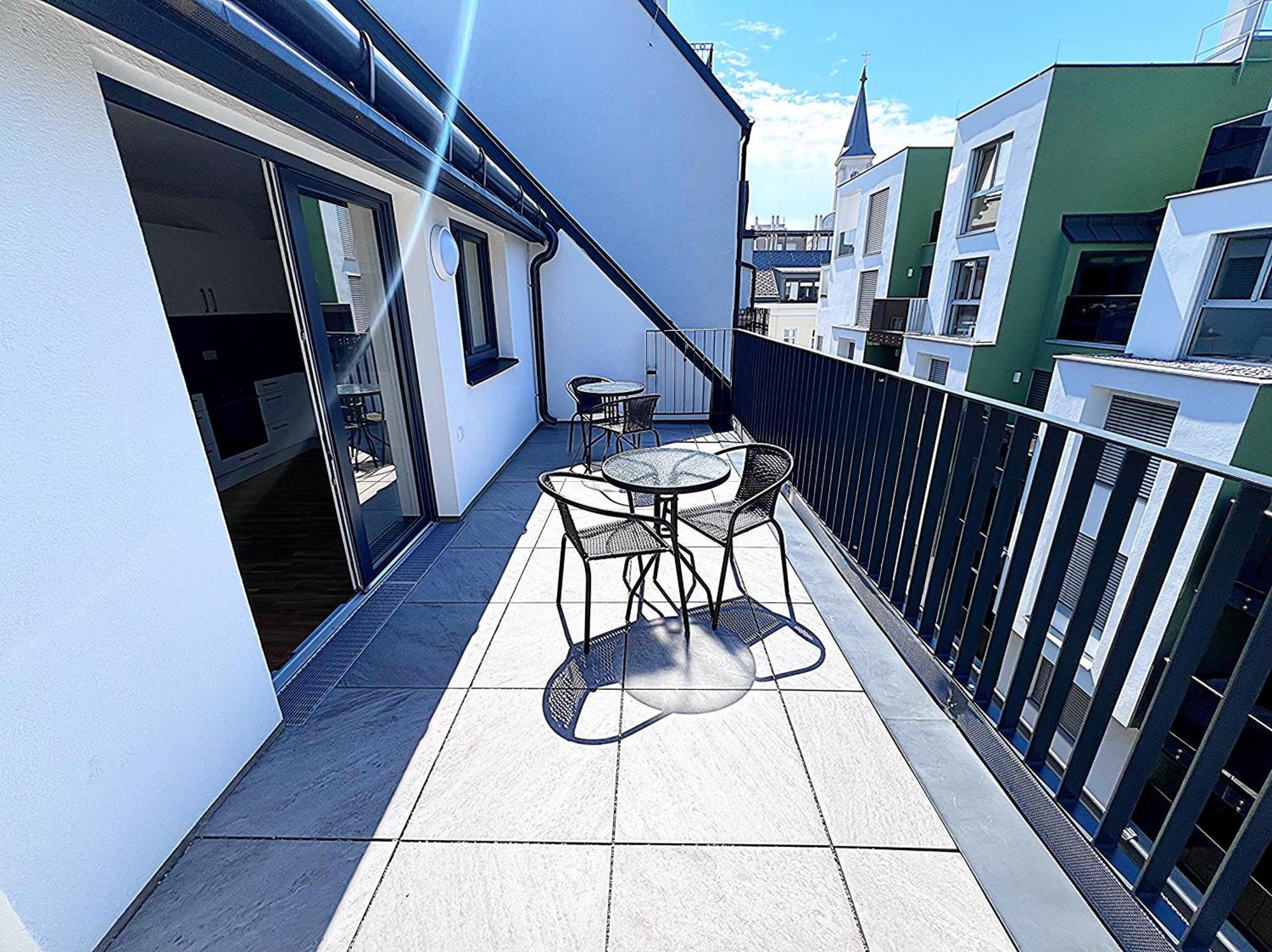 Modern, New, Next To Metro - Gg13 Apartment *