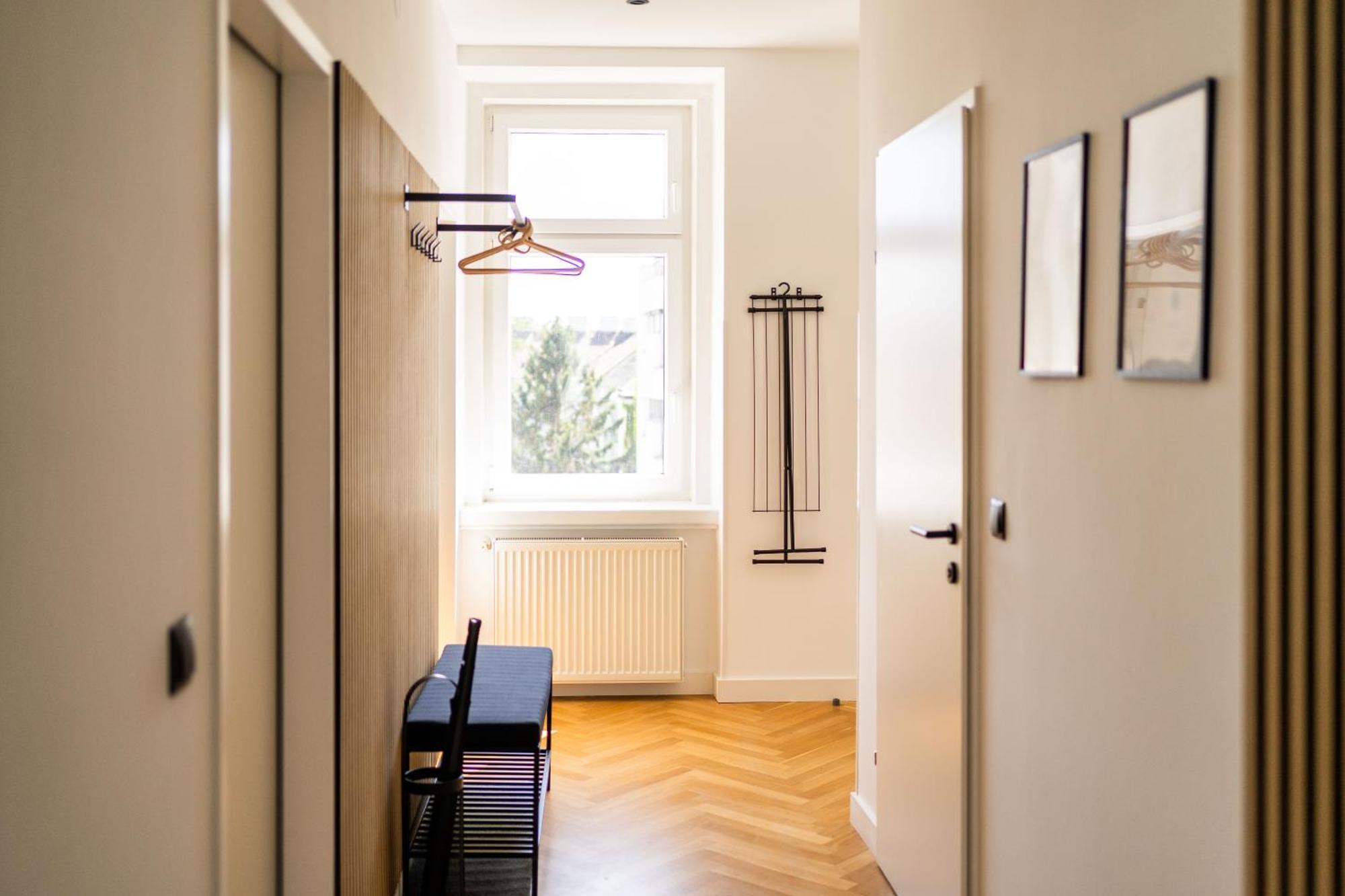 Myflat - Bright Near Station