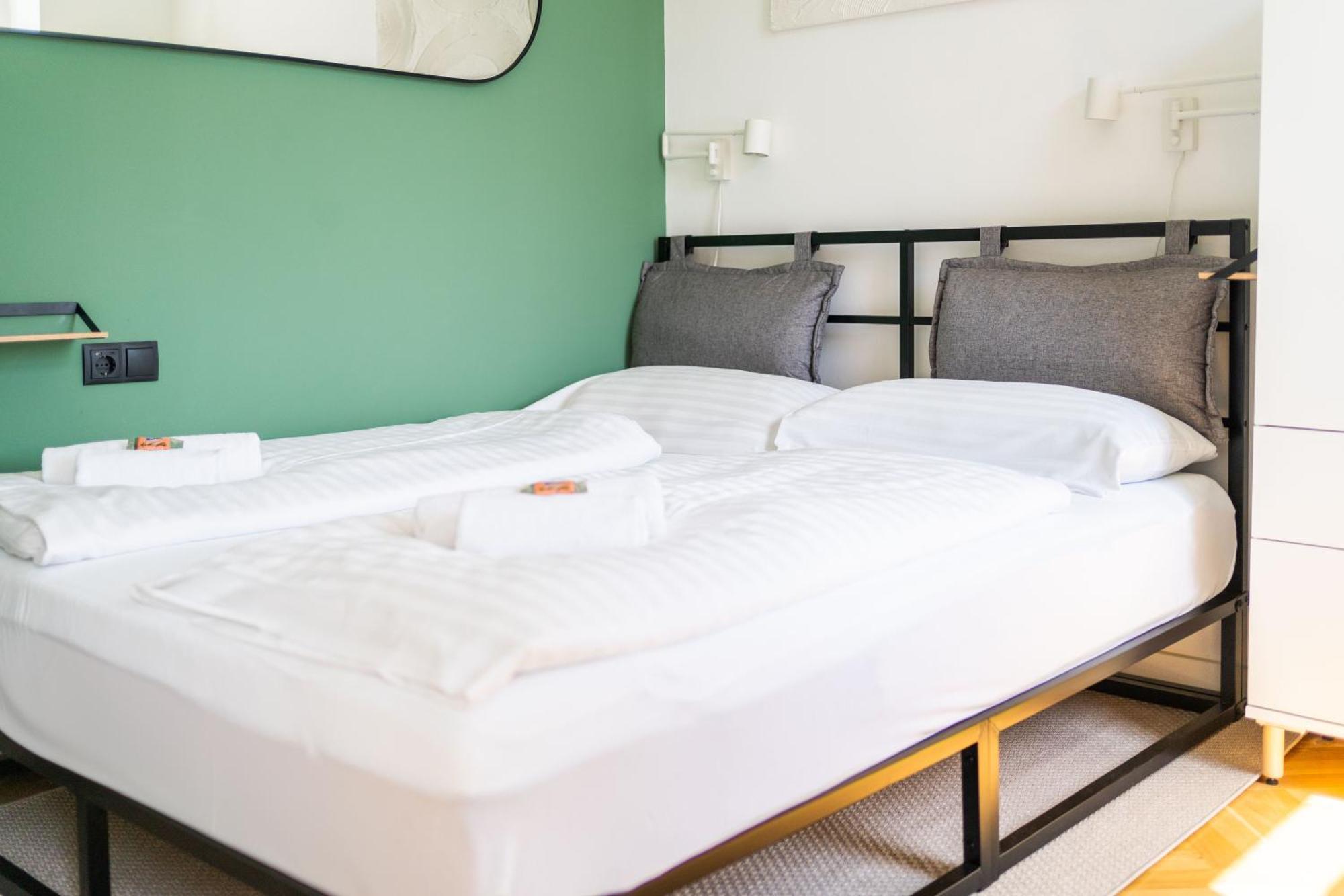 Myflat - Bright Near Station Vienna
