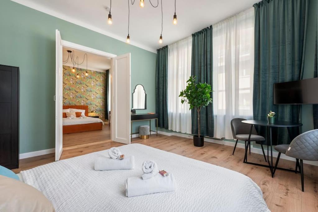 Appartamento Spacious & Elegant 3 Bedroom *