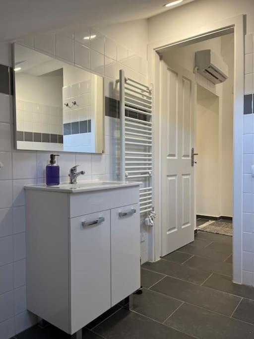 Dreamy & Cozy With Air Condition *