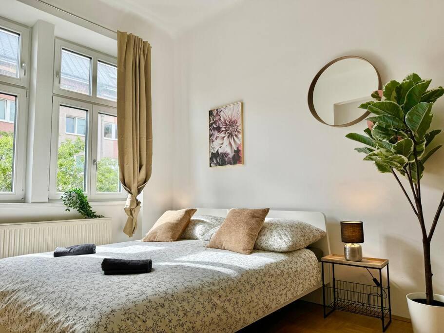 130 M2 Spacious 5 Bedroom