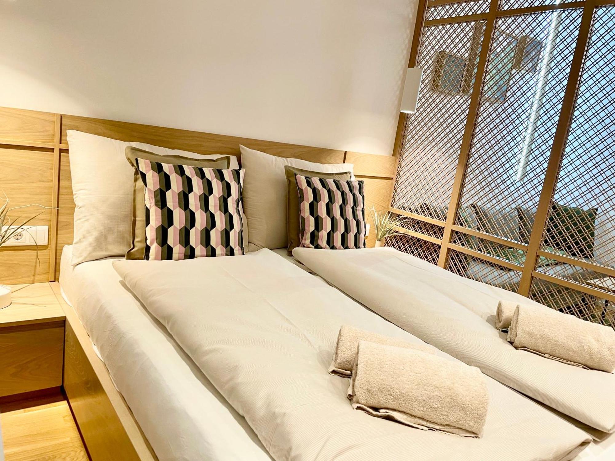 Charm Favoriten Apartment