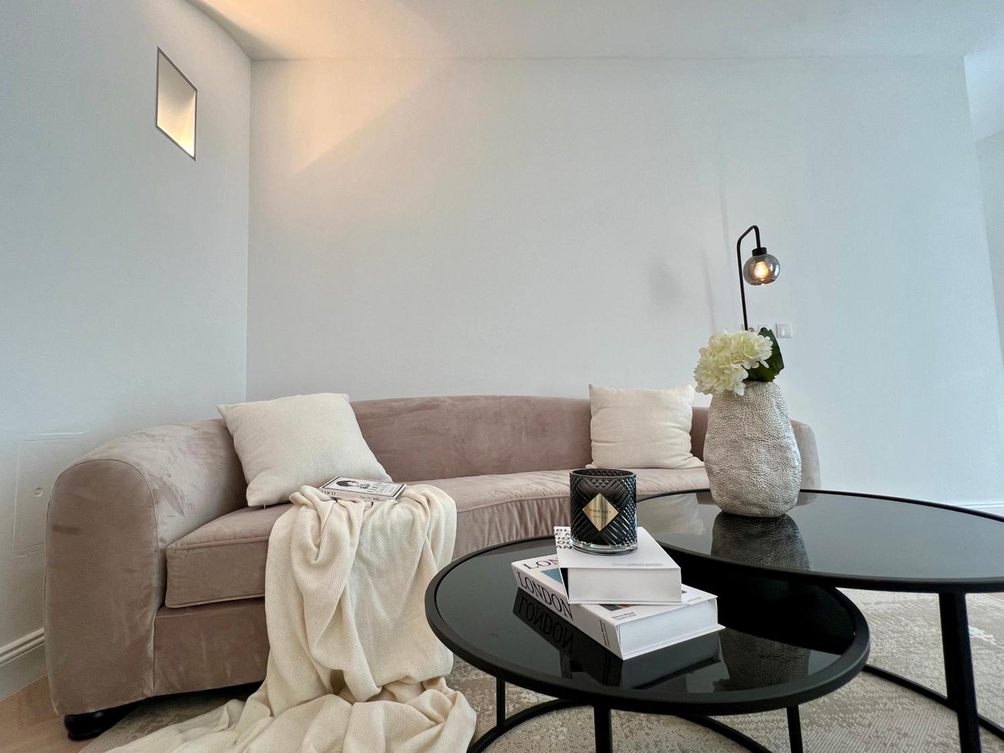 Apartment Luxury Living - 1130 *