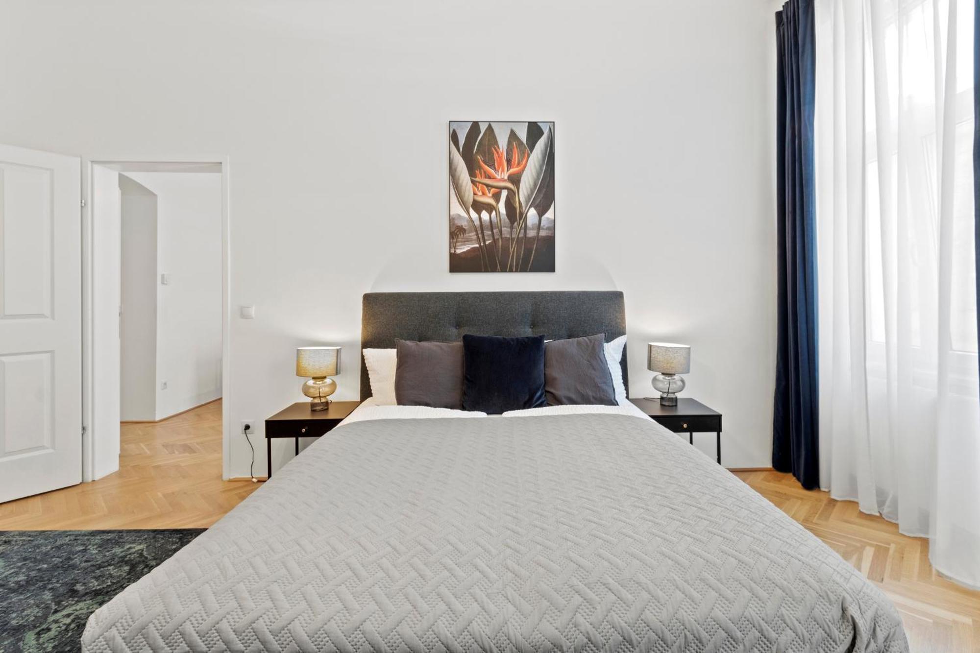 Balcony Apartment, 4 Min To U3 Zipperer Strasse * Vienna