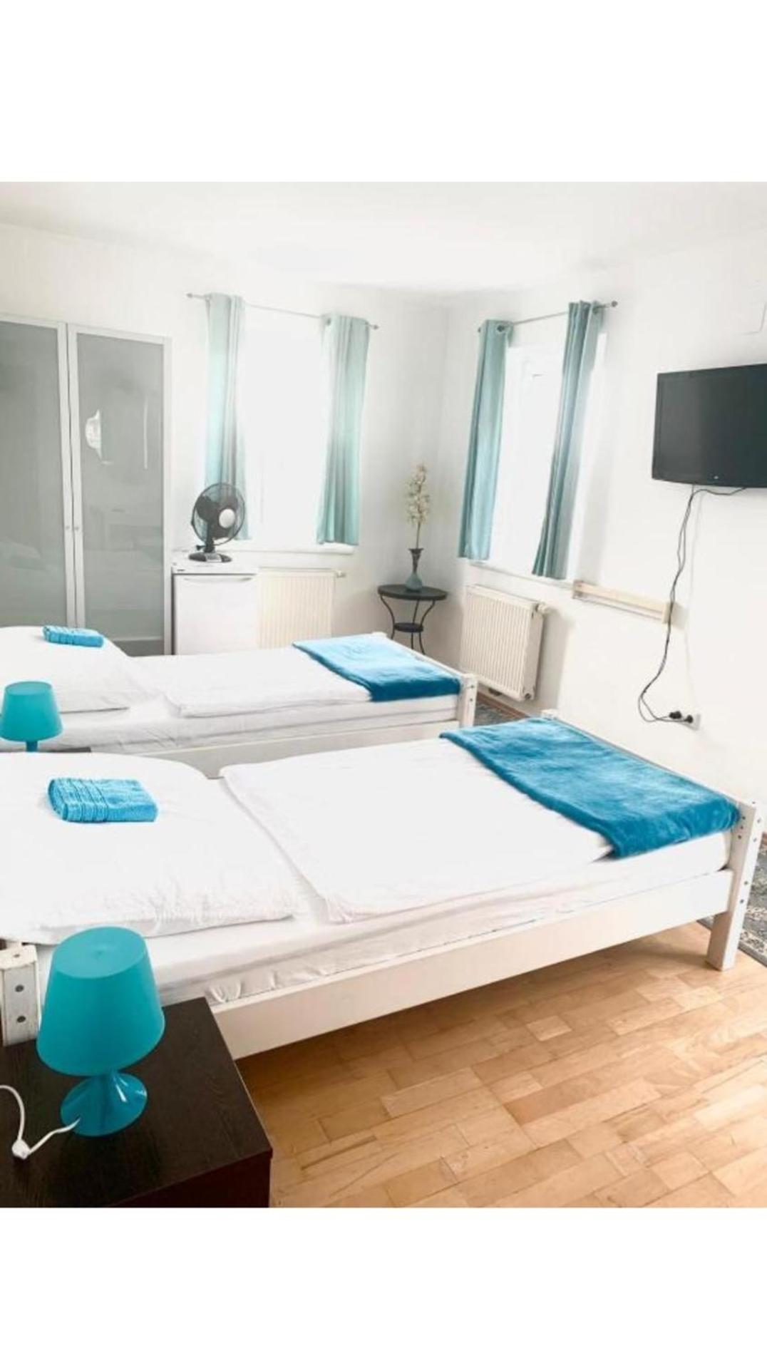 Nr 11 * Vienna