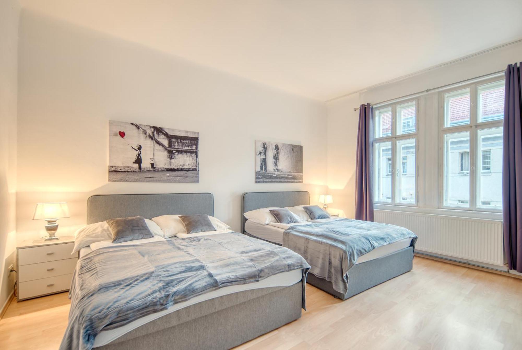 Apartment Next To Shopping Street And Subway Station, Few Minutes To Stephansplatz *