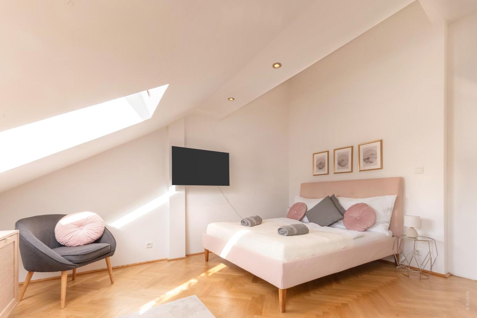 Stylish I 5 Minutes To U1 Reumannplatz I 15 Min To Center * Vienna