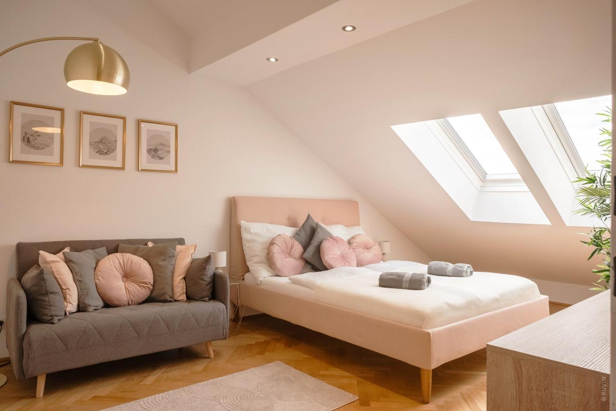 Stylish I 5 Minutes To U1 Reumannplatz I 15 Min To Center Apartment *