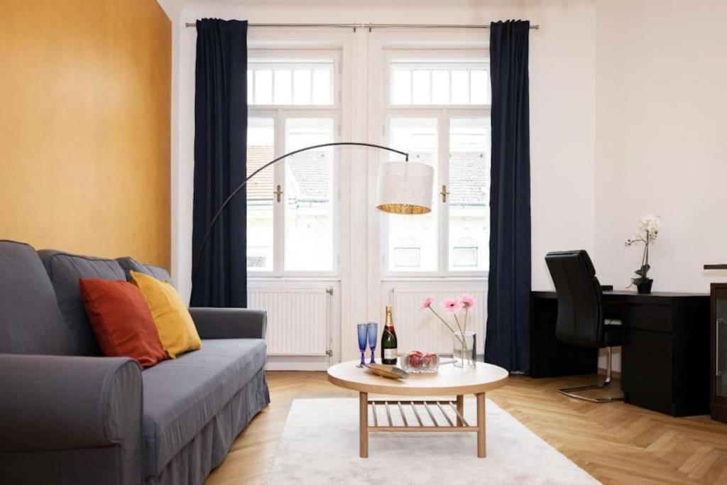 Apartment Bright Calm With Free Parking