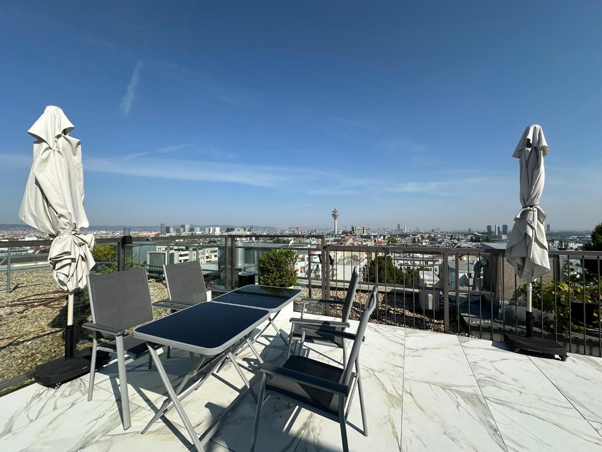 Panorama Apartment *