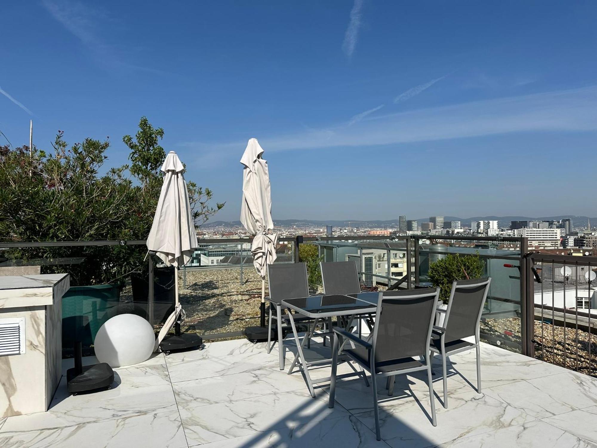 Apartment Panorama *